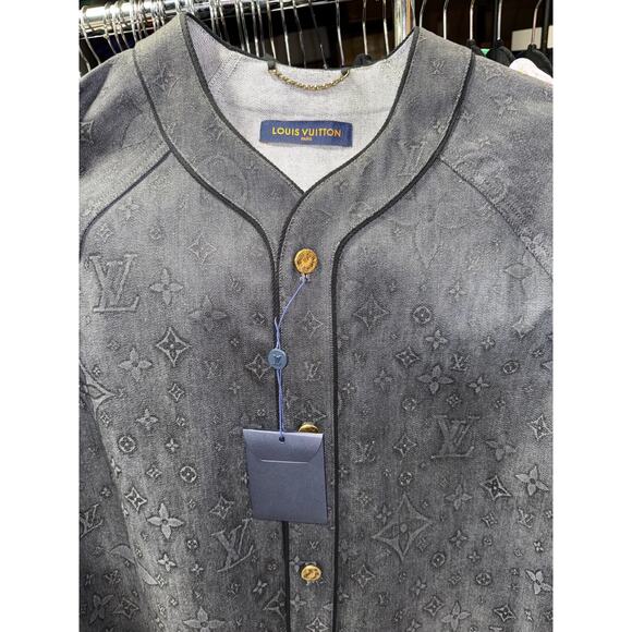 Louis Vuitton Black Embossed Monogram Logo Baseball Shirt Short Sleeve Button L - Picture 14 of 16